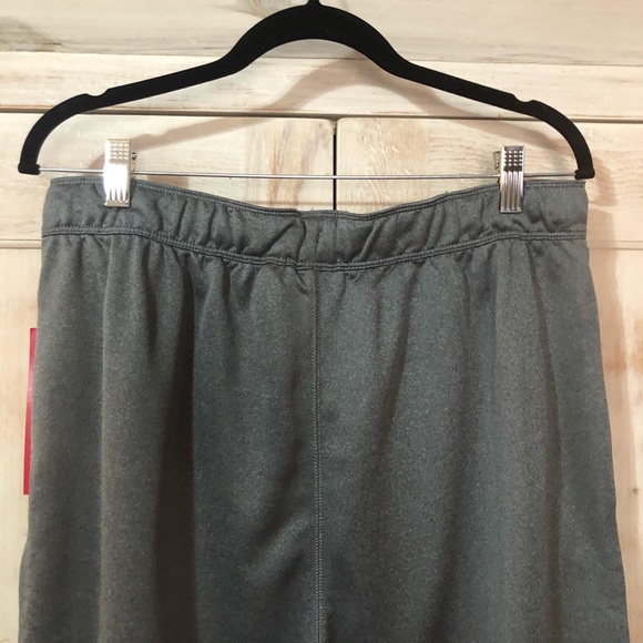 🕷NWT - Spyder Men’s Pull On Training Shorts🕷 - Picture 7 of 13